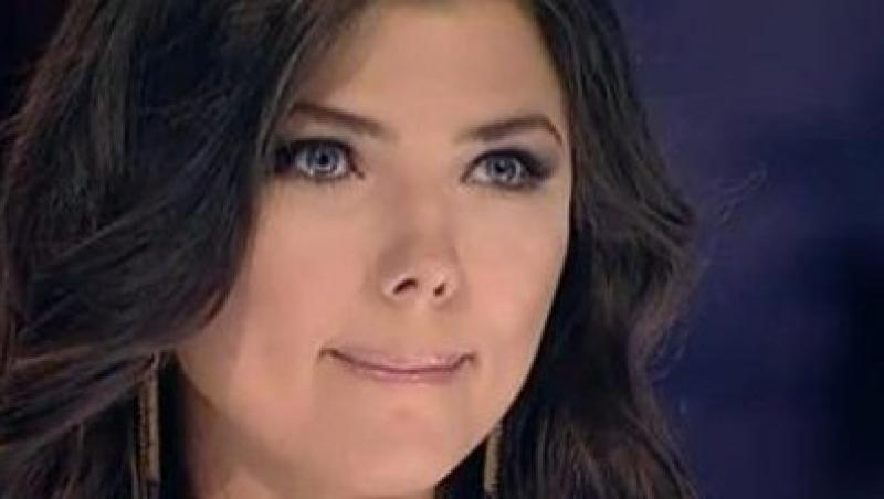 VIDEO! Paula Seling a inceput show-ul X Factor in lacrimi