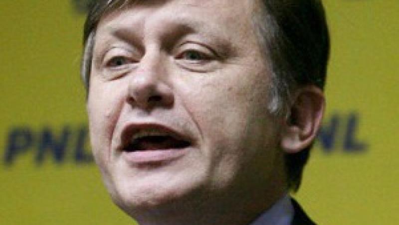 Crin Antonescu: Basescu si Boc sunt 