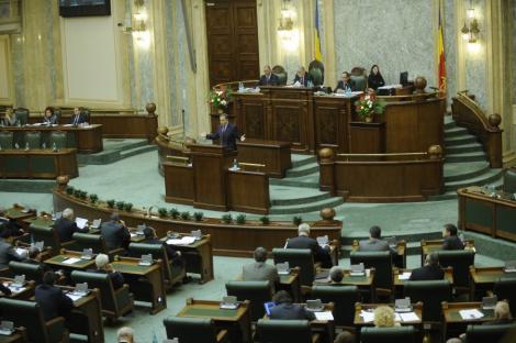 Parlamentul dezbate luni in plen Bugetul pentru 2012