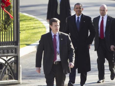 VIDEO! Moment jenant pentru Obama: a declansat involuntar sirena unui detector de metale