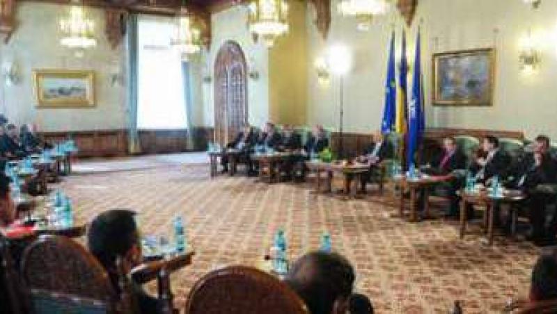 Partidele parlamentare, invitate de Basescu la Cotroceni pentru consultari