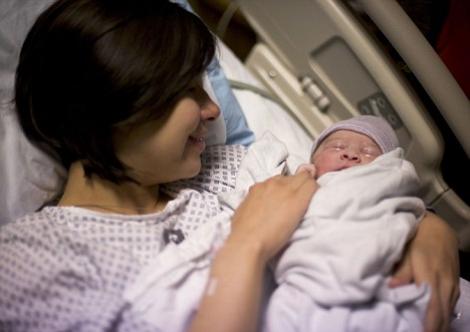Mamele bolnave de diabet risca sa nasca bebelusi dependenti de zahar