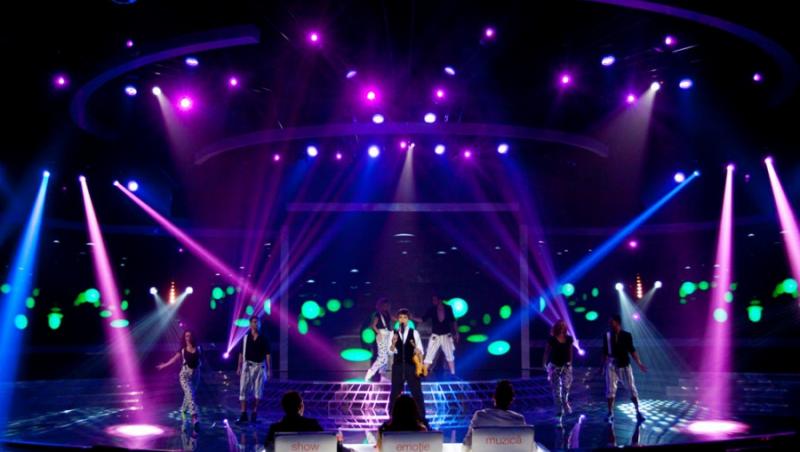 In-grid vine in  Romania sa salute fanii X Factor