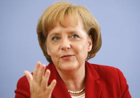 Angela Merkel: "Iesirea din criza datoriilor va dura ani"