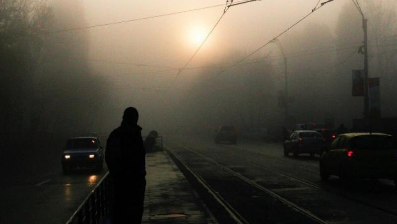 Romania, afundata in ceata: Accidente rutiere si curse aeriene anulate