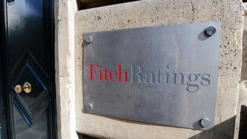 Fitch ia in considerare retrogradarea ratingului a sase tari europene. Perspectiva Frantei, redusa la nivelul 