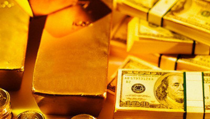 2012: Instabilitatea economica va duce pretul aurului la peste 2.000 de dolari pe uncie