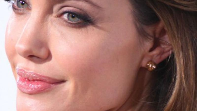 VIDEO! Angelina Jolie a fost la un pas de moarte!