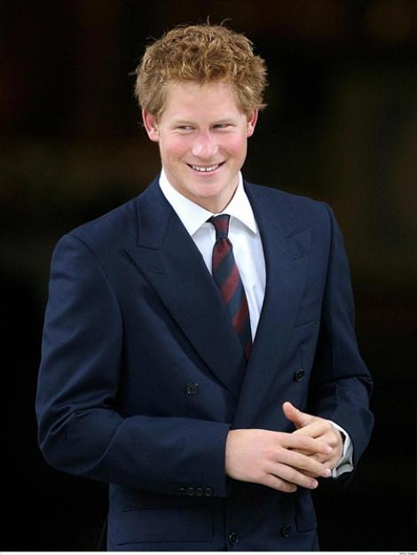 FOTO! Vezi gestul printului Harry care a uimit Marea Britanie!