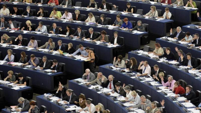 Adrian Severin a speriat UE: Parlamentul European are cod de conduita
