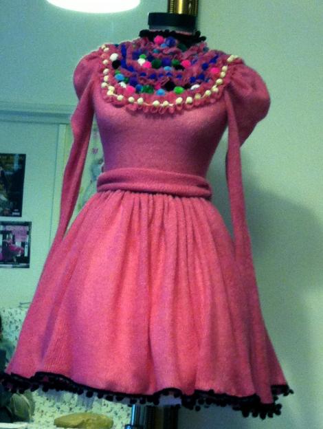 FOTO! Maria Simion a creat rochia perfecta pentru Craciunul in familie