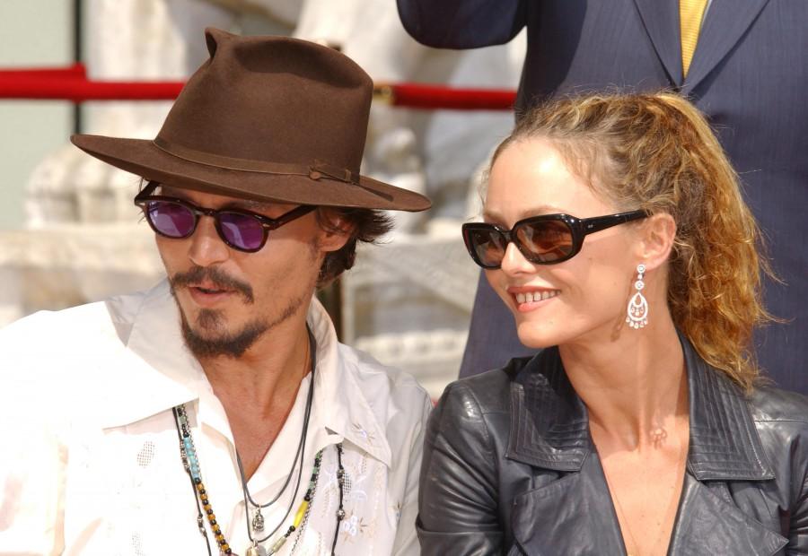 Johnny Depp si Vanessa Paradis, la un pas de despartire?