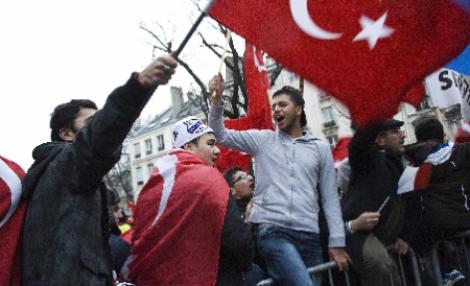 Tensiuni diplomatice in crestere intre Turcia si Franta, dupa votarea condamnarii genocidului armean