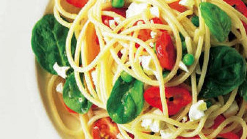Reteta de post a zilei: Spaghete cu legume si ulei de nuci