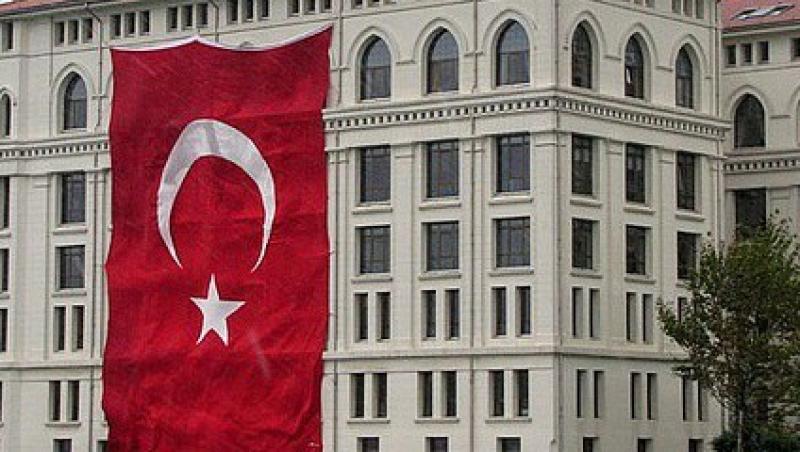 VIDEO! Turcia si-a suspendat cooperarea politica si militara cu Franta