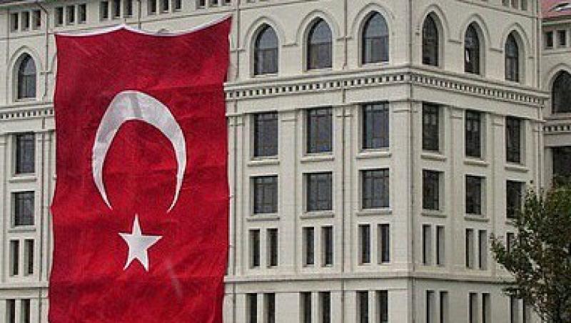 VIDEO! Turcia si-a suspendat cooperarea politica si militara cu Franta