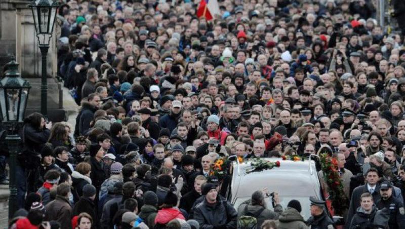 VIDEO! Praga se pregateste pentru funeraliile lui Vaclav Havel