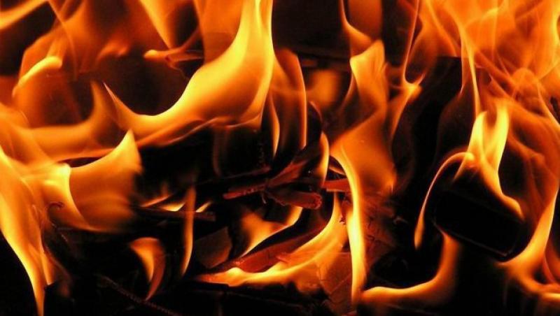VIDEO! Incendiu puternic in Pitesti