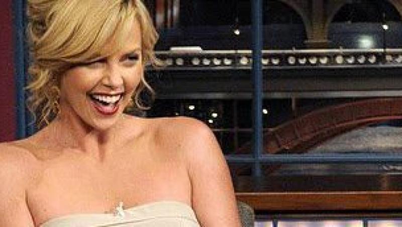 Charlize Theron SOCHEAZA: 