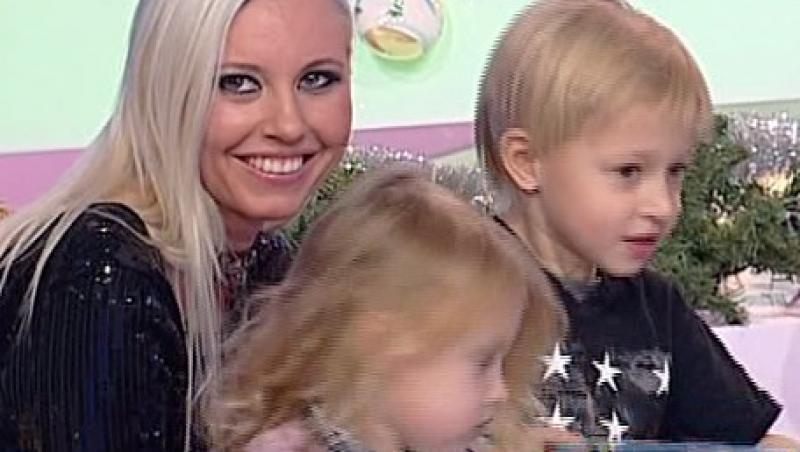 VIDEO! Scandal in familia Cernea: copii ii cer Mihaelei sa se lase de fumat