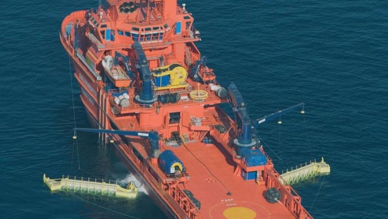 Piratii au capturat un petrolier italian in largul Omanului