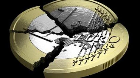 Sub semnul crizei: Euro aniverseaza 10 ani