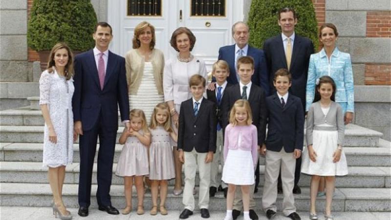 Membrii familiei spaniole si-au facut publice veniturile. Vezi cat castiga capetele incoronate!