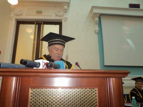 Tudor Gheorghe a primit titlul de Doctor Honoris Causa al Universitatii din Craiova