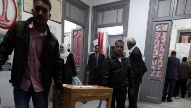 Alegeri in Egipt: Ascensiunea islamistilor, confirmata de rezultatele partiale