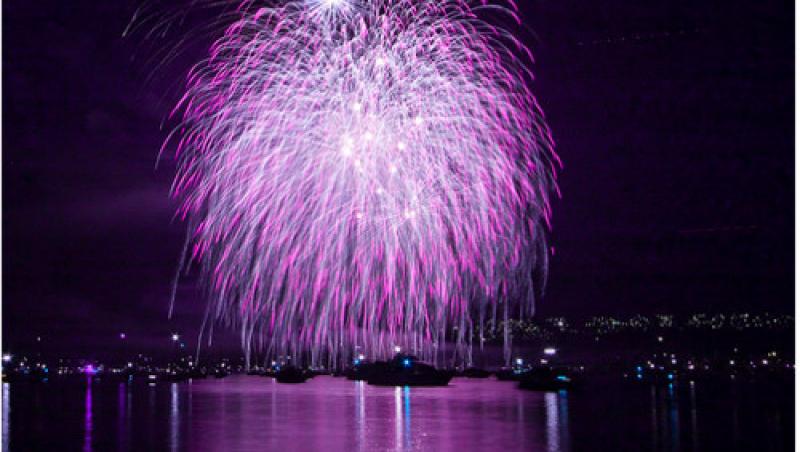 Cele mai impresionante imagini cu artificii