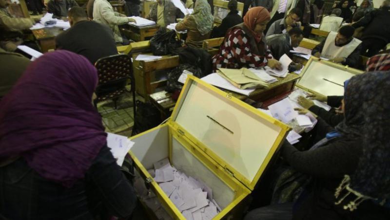 Alegeri in Egipt: Islamistii, peste 65% in primul tur