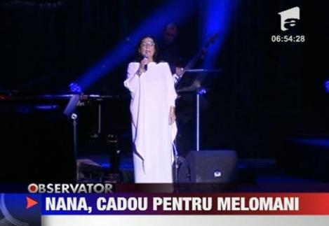 VIDEO! Nana Mouskouri a incantat publicul la Sala Palatului