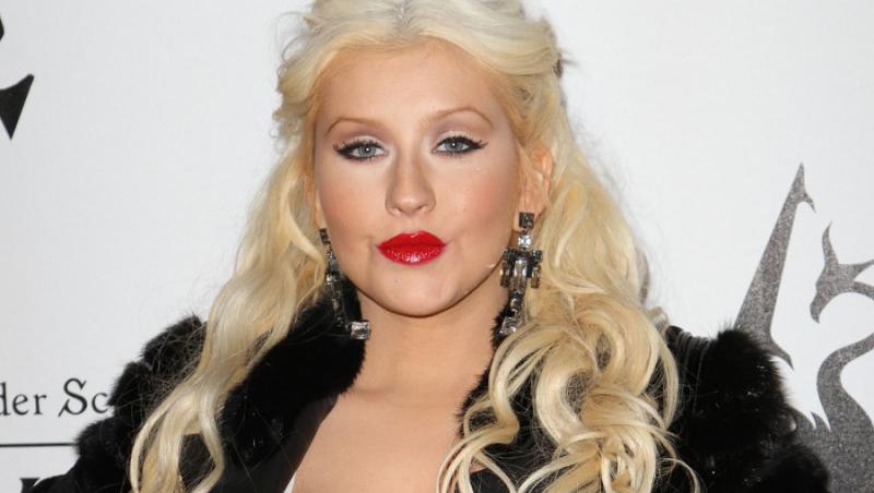 VIDEO! Cum sa ai bucle a la Christina Aguilera