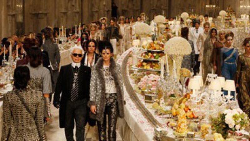 VIDEO! Stil si opulenta la Paris: Karl Lagerfeld si-a lansat noua colectie!