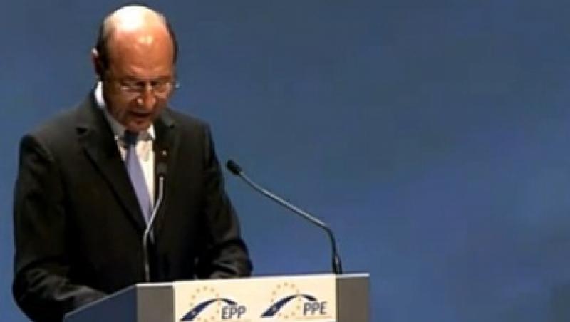 Traian Basescu la congresul PPE: Solutia pentru iesirea din criza este sa ramanem uniti