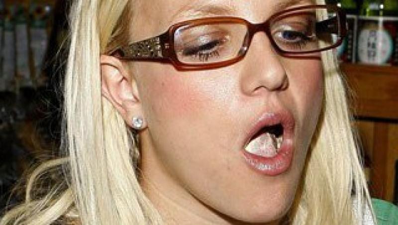 FOTO! Britney Spears si-a concediat nutritionistul ca sa poata manca