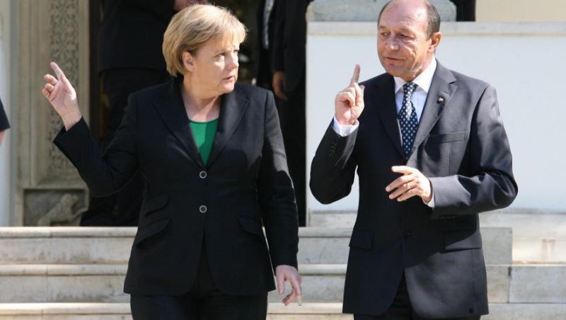 Basescu a acceptat un nou tratat interguvernamental cu 