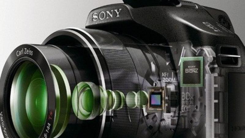 Noile camere foto cu superzoom de la Sony: HX100V si HX9V