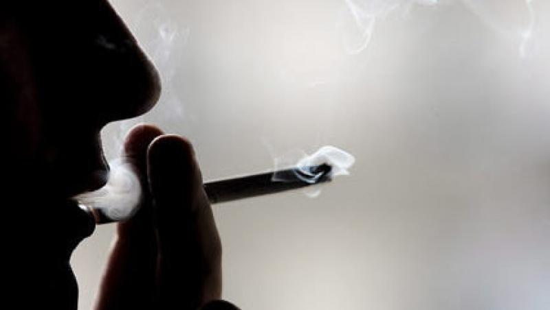 Studiu: Activitatea cerebrala poate indica daca o persoana va renunta la fumat