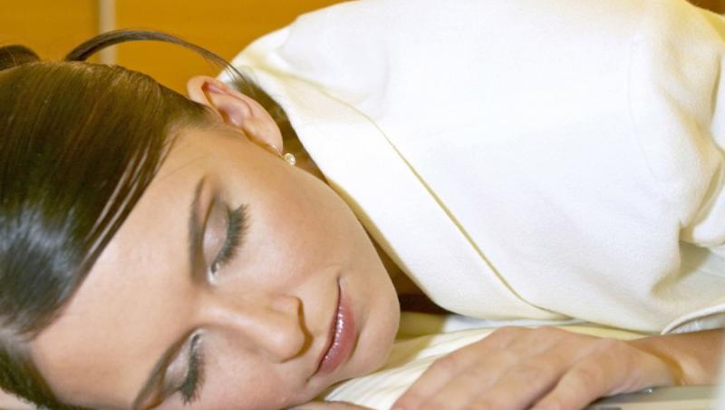 Lipsa somnului mareste dramatic sansele unui atac de cord