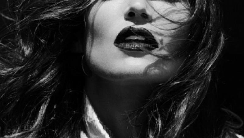 FOTO! Cindy Crawford, seducatoare in ultimul pictorial