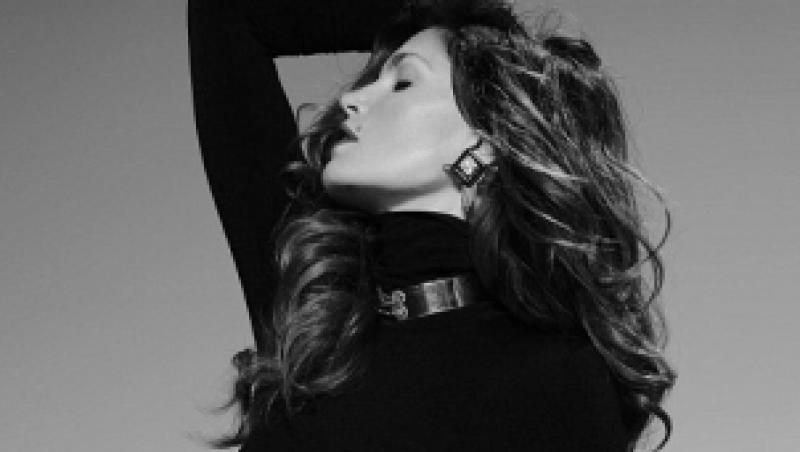 FOTO! Cindy Crawford, seducatoare in ultimul pictorial