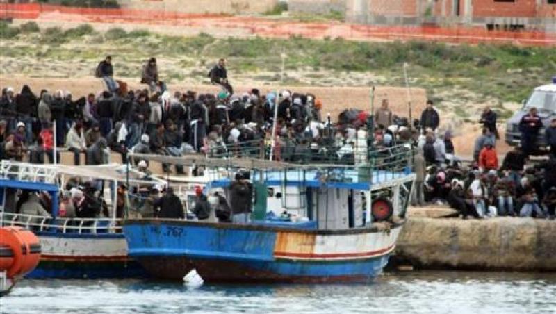Italia: Stare de urgenta umanitara din cauza imigrantilor tunisieni