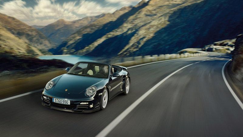 Drive Test: Porsche 911 Turbo S Cabriolet - Lumi paralele