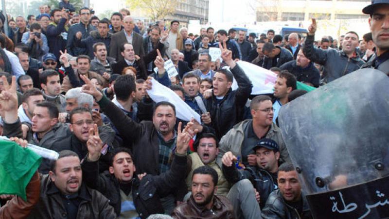 Proteste in Algeria si Yemen, inspirate de revolta egipteana