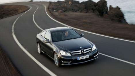 FOTO! Noul Mercedes C Klasse cu aroma de coupe