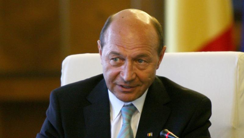 Basescu: PSD si PNL ar trebui sa spuna bogdaproste daca nu pierd drastic alegerile