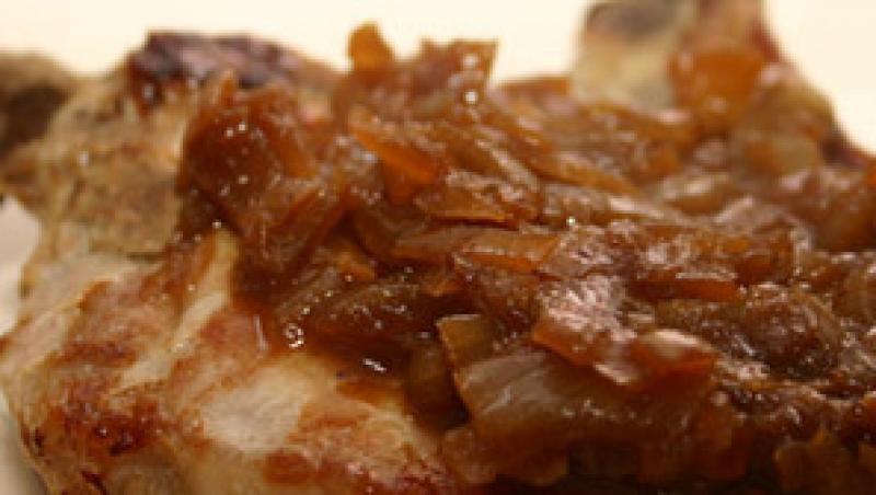 VIDEO! Reteta: cotlet de porc in bere