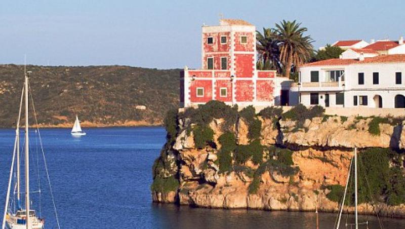 Menorca, sora mica a insulei Mallorca