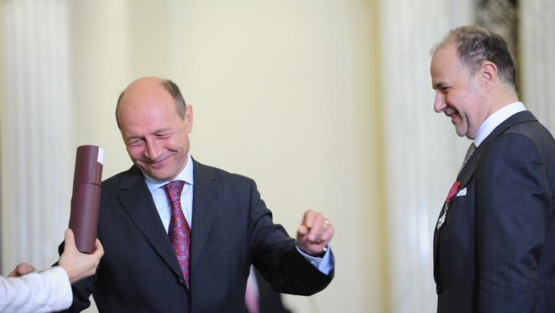 Surse: Traian Basescu s-a intalnit, joi seara, cu viceguvernatorul BNR, Cristian Popa